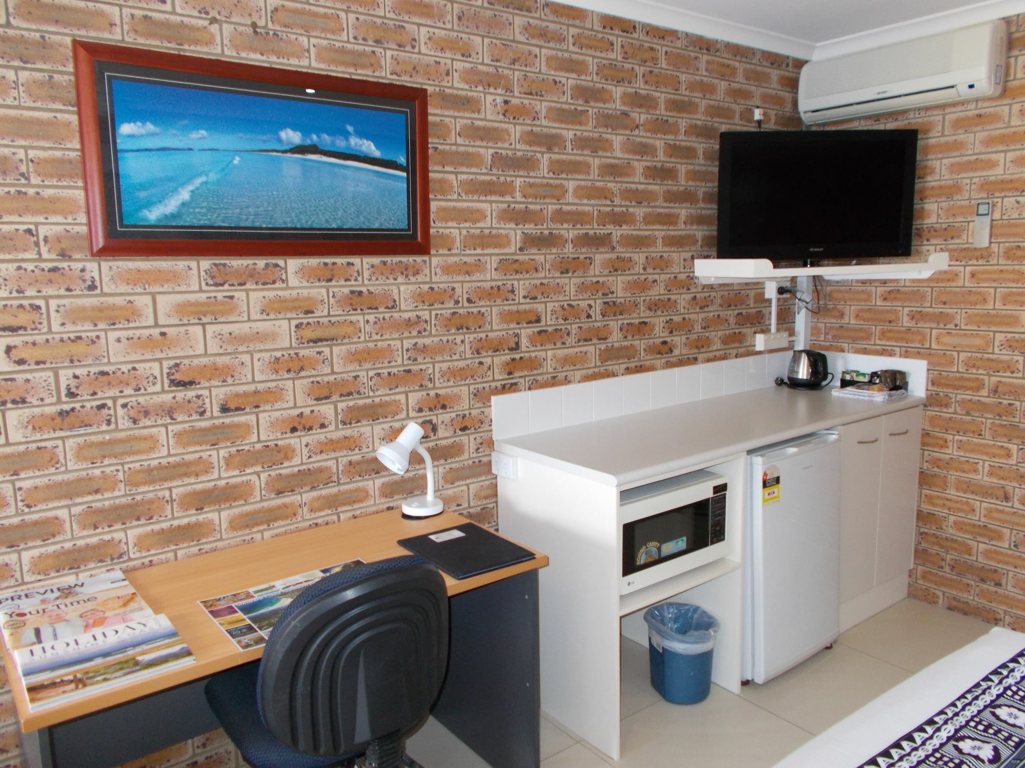 Sunshine Coast Airport 3*